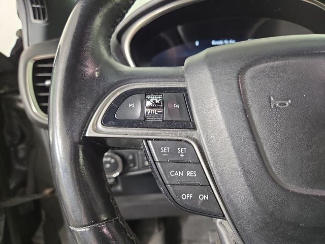 2019 Lincoln Nautilus Select