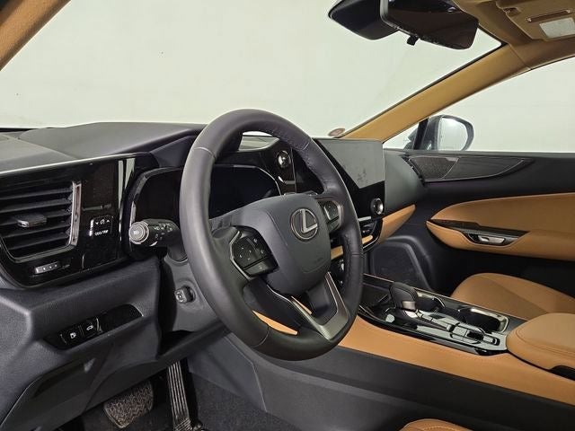 2025 Lexus NX LUXURY AWD