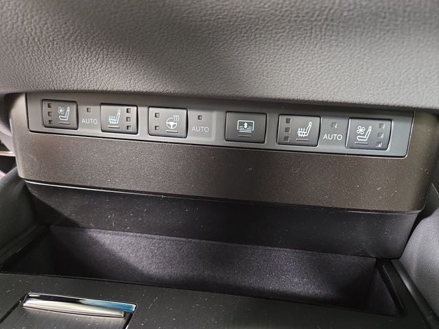 2025 Lexus ES LUXURY