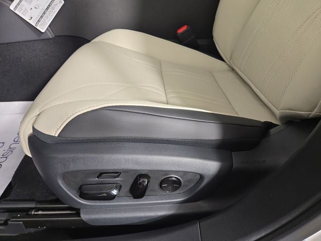 2025 Lexus ES LUXURY