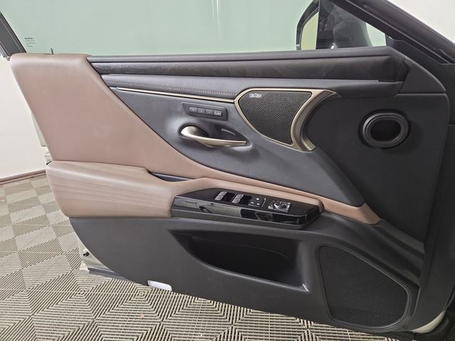 2022 Lexus ES 350 Ultra Luxury