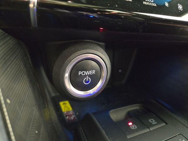 2023 Toyota Venza LE