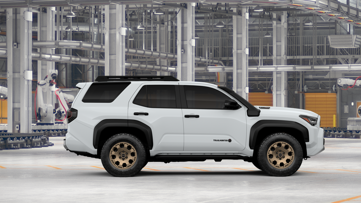 2026 Toyota 4Runner i-FORCE MAX Trailhunter