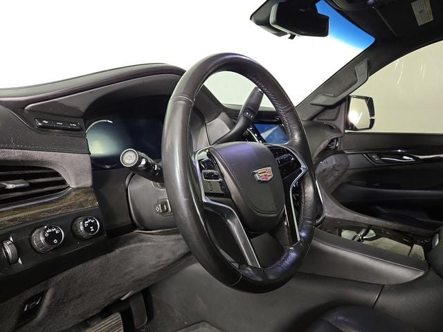 2019 Cadillac Escalade Platinum Edition