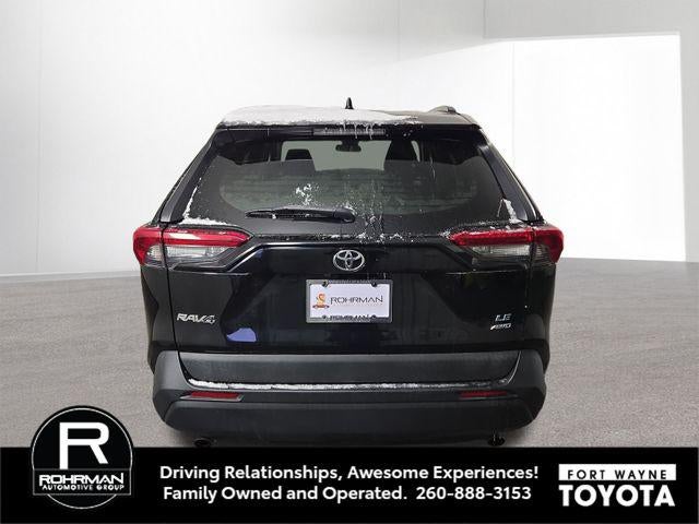 2019 Toyota RAV4 LE