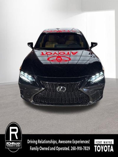 2025 Lexus ES 300h
