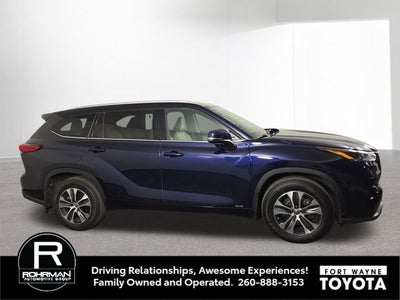 2022 Toyota Highlander Hybrid XLE
