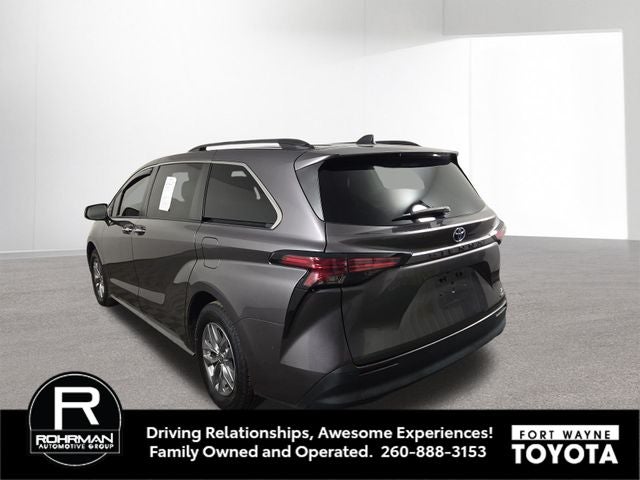 2022 Toyota Sienna XLE