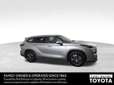 2023 Toyota Highlander Hybrid XLE