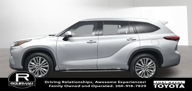 2023 Toyota Highlander Platinum