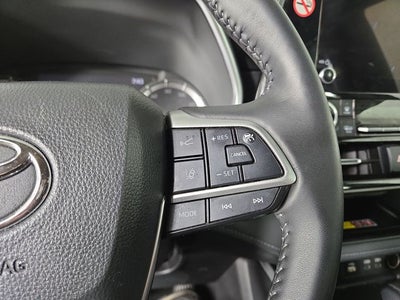 2025 Toyota Highlander XLE