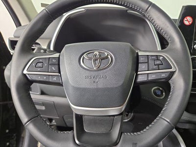 2025 Toyota Highlander XLE