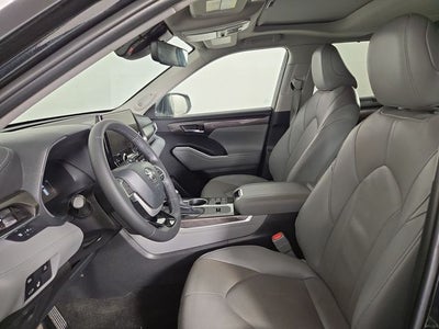 2024 Toyota Highlander Hybrid Limited