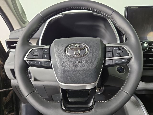 2024 Toyota Highlander Hybrid Limited