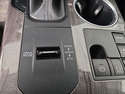 2024 Toyota Highlander Hybrid Limited