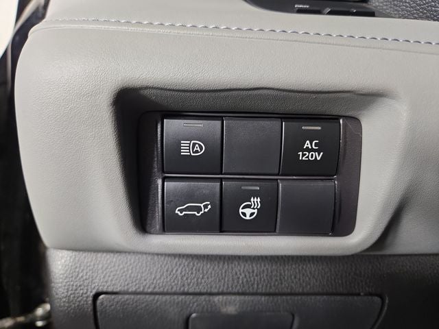 2024 Toyota Highlander Hybrid Limited