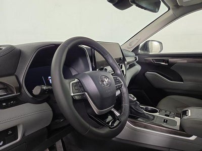 2024 Toyota Highlander Hybrid Limited