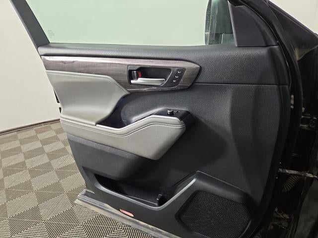 2024 Toyota Highlander Hybrid Limited