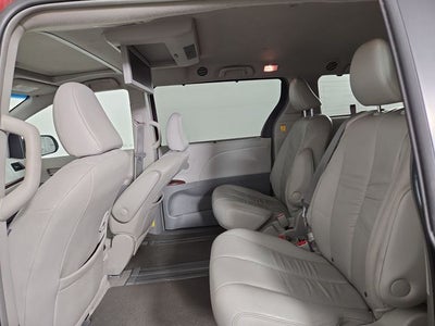 2011 Toyota Sienna XLE