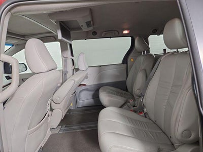 2011 Toyota Sienna XLE