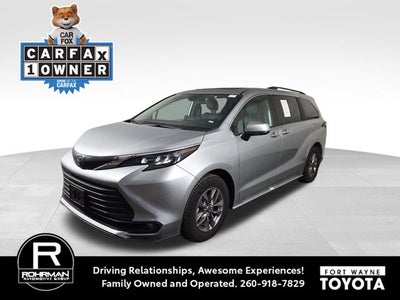 2025 Toyota Sienna XLE