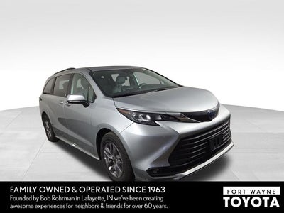 2025 Toyota Sienna XLE
