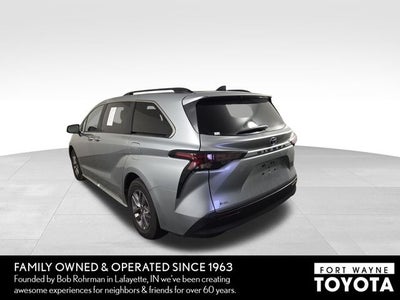2025 Toyota Sienna XLE