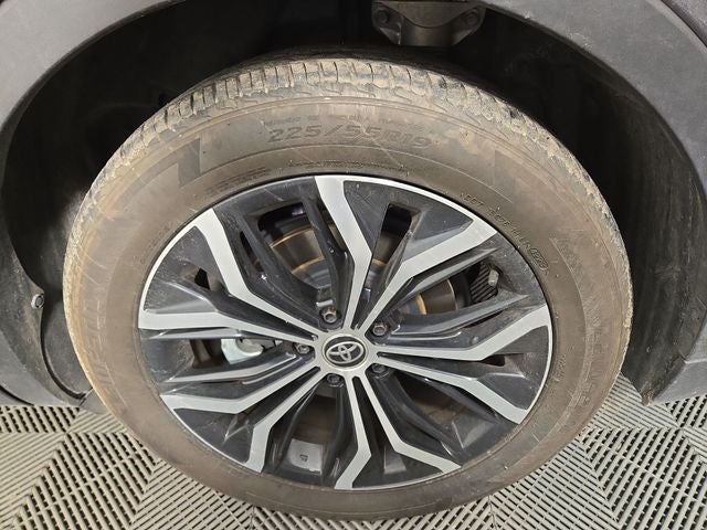 2023 Toyota Crown XLE