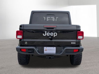 2022 Jeep Gladiator Overland