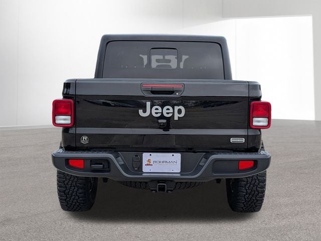 2022 Jeep Gladiator Overland