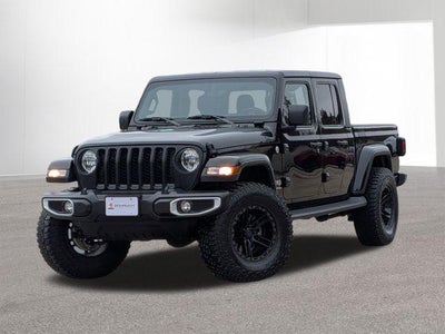 2022 Jeep Gladiator Overland