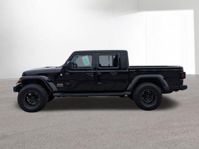 2022 Jeep Gladiator Overland