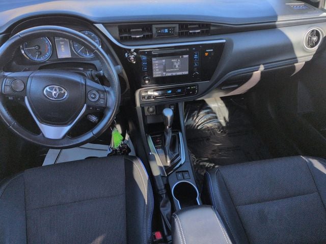 2017 Toyota COROLLA SE