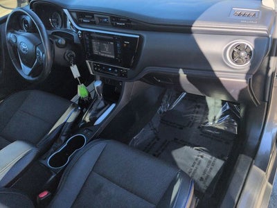 2017 Toyota COROLLA SE