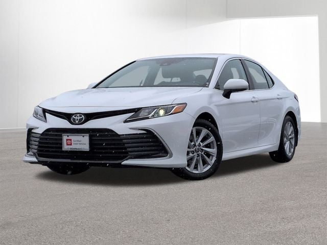 2022 Toyota CAMRY LE