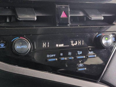 2022 Toyota CAMRY LE