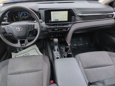 2025 Toyota CAMRY LE