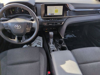 2025 Toyota CAMRY LE