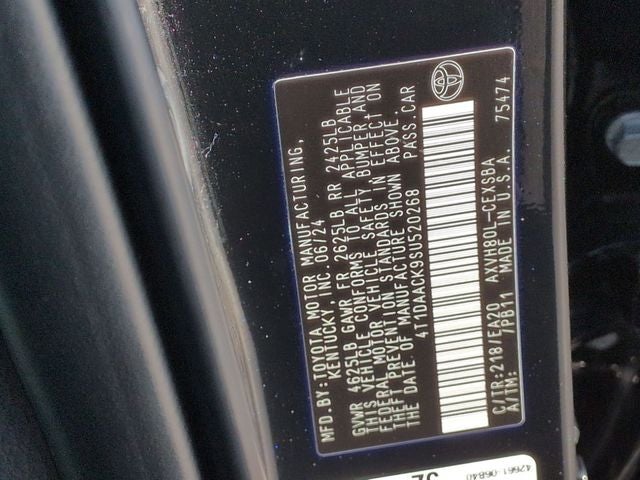 2025 Toyota CAMRY SE