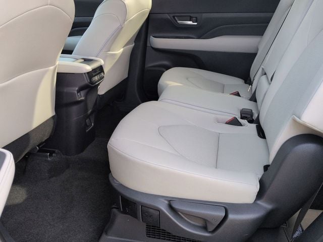 2026 Toyota GRAND HIGHLANDER HEV XLE