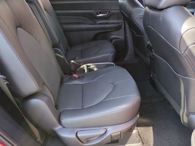 2026 Toyota GRAND HIGHLANDER HEV XLE