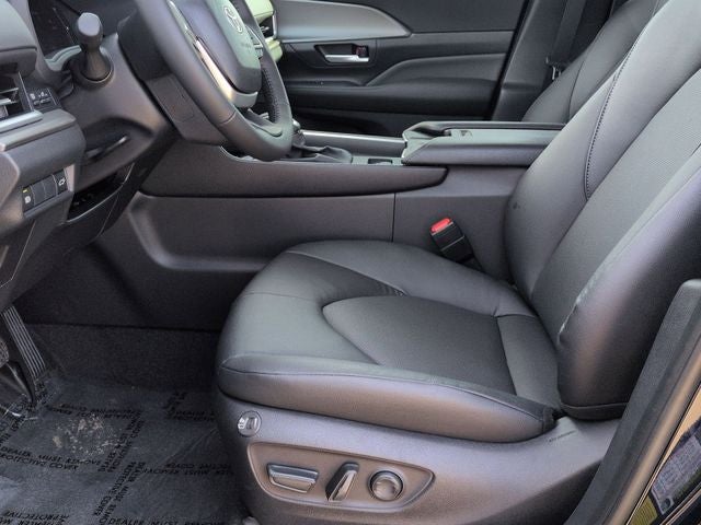 2026 Toyota GRAND HIGHLANDER HEV XLE