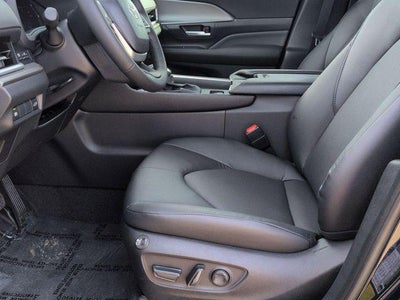 2026 Toyota GRAND HIGHLANDER HEV XLE