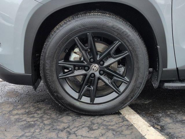 2025 Toyota GRAND HIGHLANDER HEV Nightshade Edition