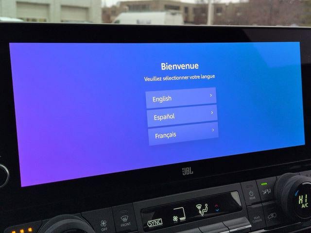 2025 Toyota GRAND HIGHLANDER HEV Nightshade Edition