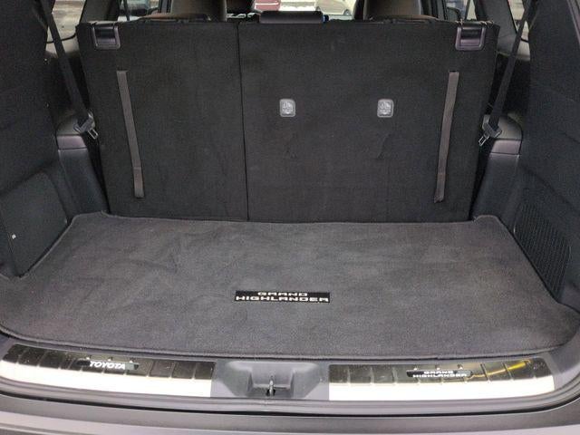 2025 Toyota GRAND HIGHLANDER HEV Nightshade Edition