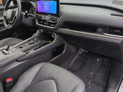 2025 Toyota GRAND HIGHLANDER HEV Nightshade Edition