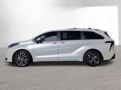 2025 Toyota SIENNA PLT AWD Platinum 7 Passenger