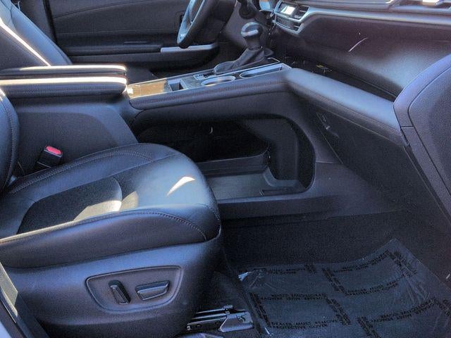 2025 Toyota SIENNA PLT AWD Platinum 7 Passenger