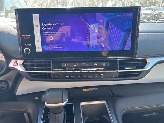 2025 Toyota SIENNA XLE XLE